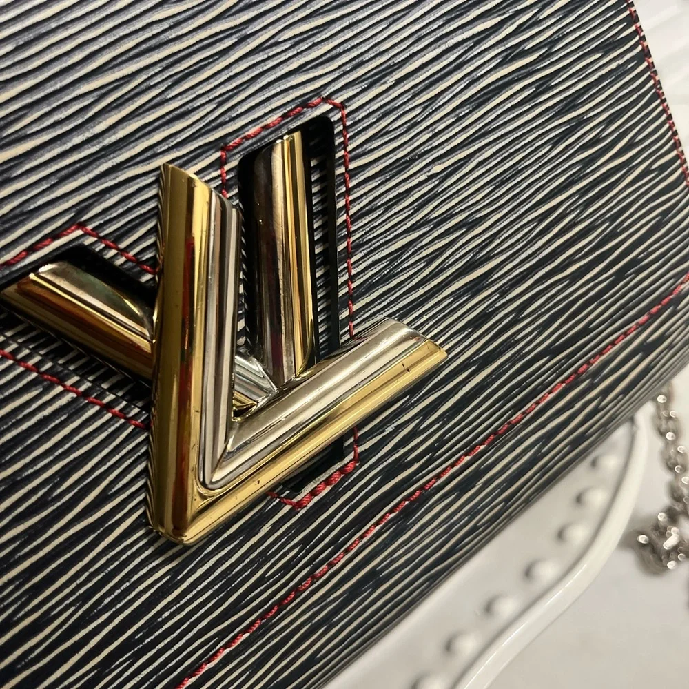 Louis Vuitton Navy & White Epi MM Twist Chain Shoulder/Crossbody Bag - Picture 2 of 10